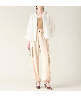 【グレース コンチネンタル/GRACE CONTINENTAL】のサテンカーゴパンツ 人気、トレンドファッション・服の通販 founy(ファニー) ファッション Fashion レディースファッション WOMEN パンツ Pants A/W・秋冬 Aw・Autumn/Winter・Fw・Fall-Winter S/S・春夏 Ss・Spring/Summer とろみ Thickness カーゴパンツ Cargo Pants サテン Satin ストリング String ポケット Pocket ミリタリー Military ワイド Wide エレガント 上品 Elegant 夏 Summer |ID:prp329100004054061