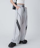 【ウィゴー/WEGO】の【ウエストゴム】パイピングトラックパンツ 人気、トレンドファッション・服の通販 founy(ファニー) ファッション Fashion レディースファッション WOMEN パンツ Pants 春 Spring ショート Short スポーティ Sporty スマホ Smartphone トレンド Trend ボトム Bottom ロング Long S/S・春夏 Ss・Spring/Summer おすすめ Recommend 夏 Summer thumbnail ライトグレー|ID: prp329100004054767 ipo3291000000027287670