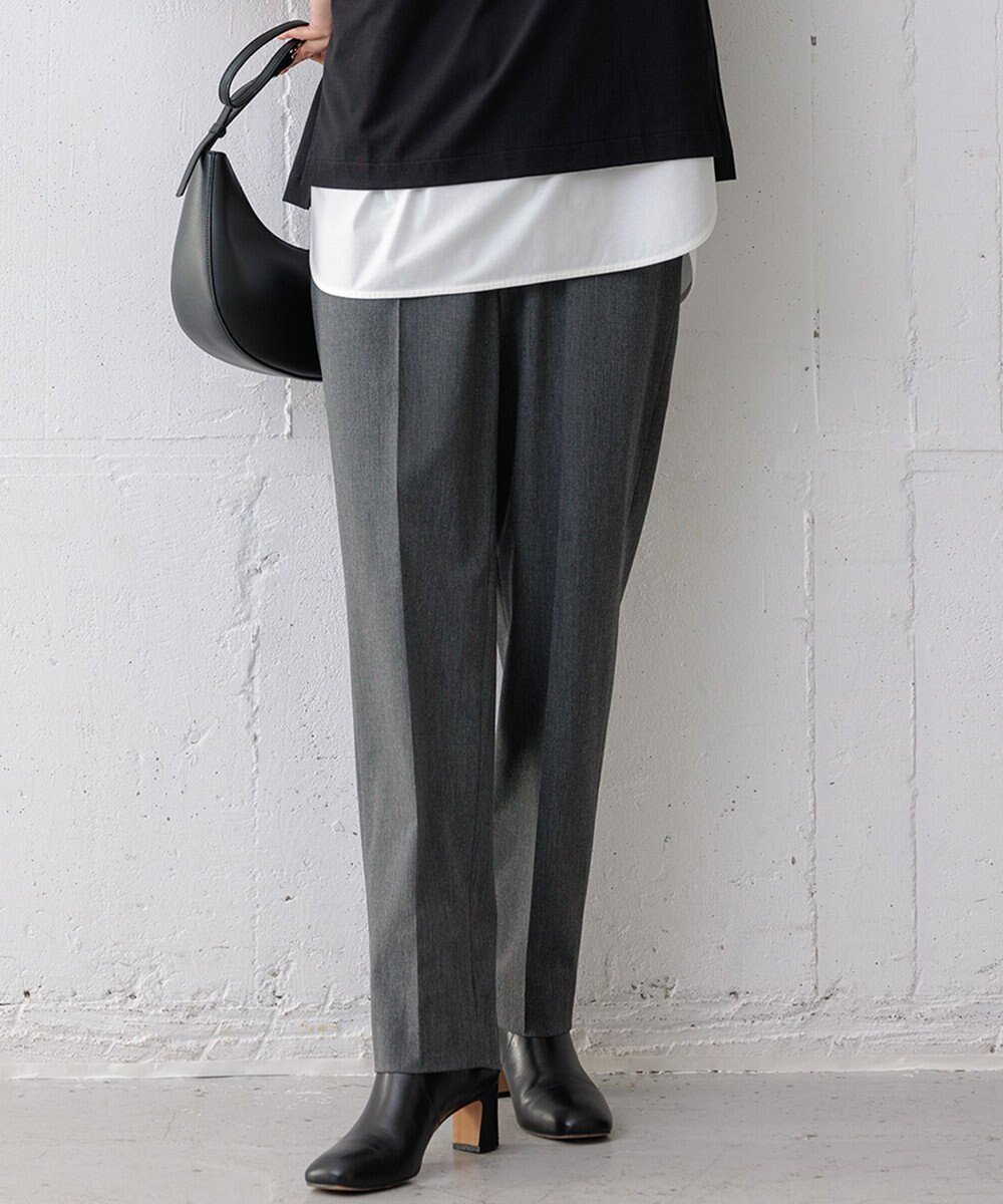 【23区/NIJYUSANKU】の【洗える】ドライ2WAYストレッチ テーパードパンツ インテリア・キッズ・メンズ・レディースファッション・服の通販 founy(ファニー) 　ファッション　Fashion　レディースファッション　Fashion for Women　パンツ　Pants & Trousers　洗える　Machine Washable　秋　Autumn　吸水　Absorbent, Quick-Dry　サロペット　Overalls, Salopette　シンプル　Simple, Minimal　ストレッチ　Stretch, Stretchy Fabric　センター　Center, Center Line　ダウン　Down, Puffer　チェック　Check, Plaid, Tartan　ボトム　Bottoms, Lower Wear　ワイド　Wide, Wide Fit　A/W・秋冬　Autumn/Winter　夏　Summer　2024年　2024　2024-2025秋冬・A/W　Autumn/Winter 2024–25 AW24–25　グレー系|ID: prp329100004060695 ipo3291000000033640652