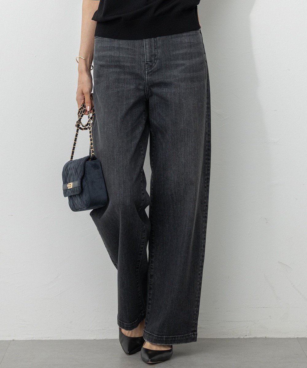 【23区/NIJYUSANKU】の【Oggi3月号掲載/新色追加/洗える】23区DENIM ストレッチ ワイドパンツ インテリア・キッズ・メンズ・レディースファッション・服の通販 founy(ファニー) 　雑誌掲載アイテム　Magazine Picks & Fashion Features　ファッション雑誌　Fashion Magazines　オッジ　Oggi　ファッション　Fashion　レディースファッション　Fashion for Women　パンツ　Pants & Trousers　デニムパンツ・ジーンズ・美脚デニム　Denim Jeans & Pants　洗える　Machine Washable　3月号　March Issue　シルケット　Silket, Silky Cotton　ジーンズ　Jeans, Denim Pants　ストレッチ　Stretch, Stretchy Fabric　ストレート　Straight, Straight Cut　雑誌　Magazine, Fashion Magazine　デニム　Denim, Jeans Material　トレンド　Trend, Trending Now　定番　Standard, Basic Item　プリント　Print, Printed Pattern　ポケット　Pocket, Pocket Detail　ワイド　Wide, Wide Fit　A/W・秋冬　Autumn/Winter　S/S・春夏　SS, Spring/Summer, Warm Season　夏　Summer　2024年　2024　2024-2025秋冬・A/W　Autumn/Winter 2024–25 AW24–25　グレー系|ID: prp329100004060697 ipo3291000000033345751