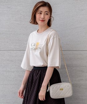 【23区/NIJYUSANKU】の【洗える】Ca mamuse ロゴ TEE 人気、トレンドファッション・服の通販 founy(ファニー) ファッション Fashion レディースファッション WOMEN トップス・カットソー Tops/Tshirt シャツ/ブラウス Shirts/Blouses ロング / Tシャツ T-Shirts カットソー Cut and Sewn 2024年 2024 2024-2025秋冬・A/W Aw/Autumn/Winter/Fw/Fall/2024-2025 A/W・秋冬 Aw・Autumn/Winter・Fw・Fall-Winter インナー Inner カットソー Cut And Sew グラフィック Graphic スリット Slit プリント Print ボトム Bottom モチーフ Motif 洗える Washable |ID:prp329100004060752