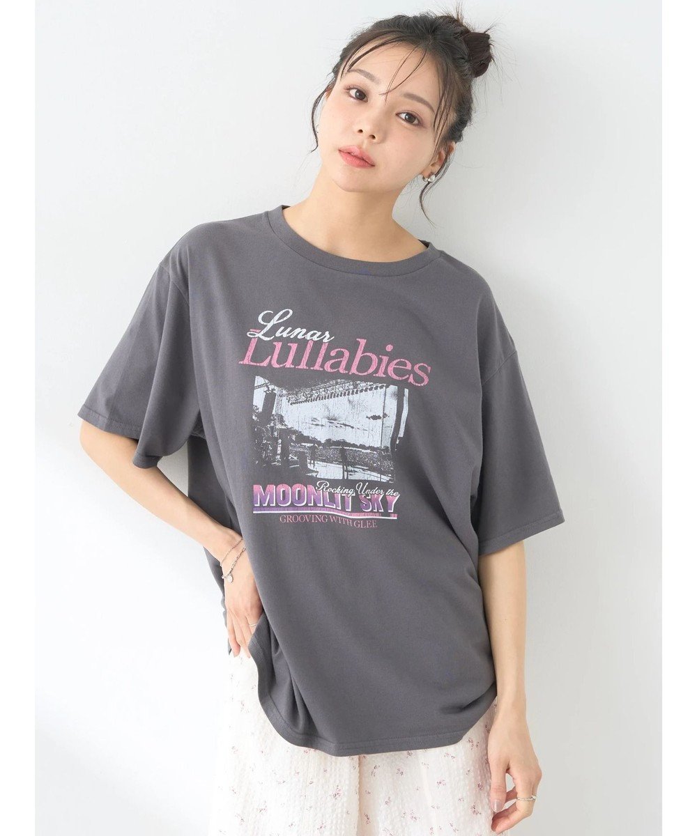 【アースミュージックアンドエコロジー/earth music&ecology】のツアープリントTシャツ 人気、トレンドファッション・服の通販 founy(ファニー) 　ファッション　Fashion　レディースファッション　WOMEN　トップス・カットソー　Tops/Tshirt　シャツ/ブラウス　Shirts/Blouses　ロング / Tシャツ　T-Shirts　カットソー　Cut and Sewn　A/W・秋冬　Aw・Autumn/Winter・Fw・Fall-Winter　おすすめ　Recommend　カットソー　Cut And Sew　グラフィック　Graphic　プリント　Print　ポケット　Pocket　ヴィンテージ　Vintage　 other-1|ID: prp329100004066003 ipo3291000000027405683