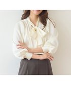 【フェルゥ/Feroux】の【洗える】サテン ボウタイブラウス アイボリー系|ID: prp329100004078259 ipo3291000000031916639