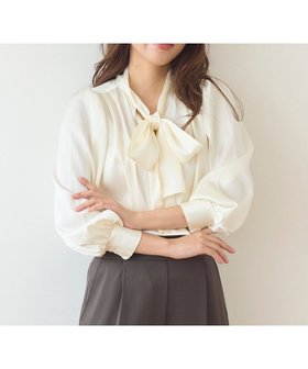 【フェルゥ/Feroux】の【洗える】サテン ボウタイブラウス 人気、トレンドファッション・服の通販 founy(ファニー) ファッション Fashion レディースファッション Fashion for Women トップス・カットソー Cut & Sew Tops シャツ・ブラウス・オフィスカジュアル Elegant Blouses & Button-Ups おすすめ Recommended / Our Picks インナー Innerwear クラシカル Classical, Vintage-Inspired サテン Satin, Glossy Fabric セレモニー Ceremony ワイド Wide, Wide Fit エレガント 上品 Elegant 再入荷 Restock / Back in Stock 洗える Machine Washable A/W・秋冬 Autumn/Winter ビジネス 仕事 通勤 Business / Work / Commuting |ID:prp329100004078259