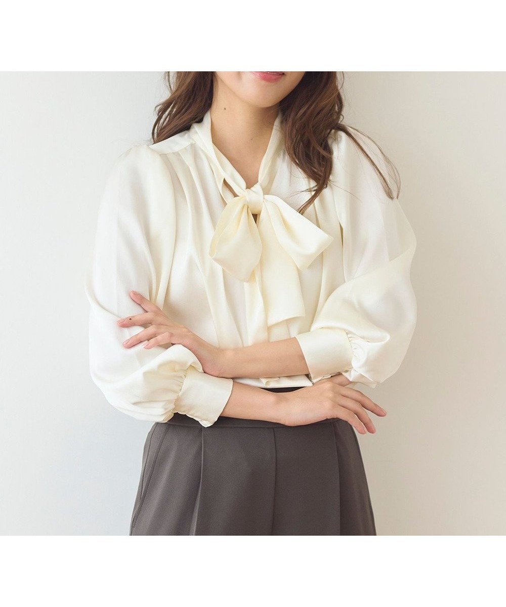 【フェルゥ/Feroux】の【洗える】サテン ボウタイブラウス 人気、トレンドファッション・服の通販 founy(ファニー) ファッション Fashion レディースファッション Fashion for Women トップス・カットソー Cut & Sew Tops シャツ・ブラウス・オフィスカジュアル Elegant Blouses & Button-Ups おすすめ Recommended / Our Picks インナー Innerwear クラシカル Classical, Vintage-Inspired サテン Satin, Glossy Fabric セレモニー Ceremony ワイド Wide, Wide Fit エレガント 上品 Elegant 洗える Machine Washable A/W・秋冬 Autumn/Winter ビジネス 仕事 通勤 Business / Work / Commuting other-1|ID: prp329100004078259 ipo3291000000034757196