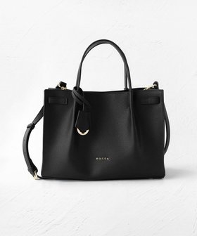 【トッカ/TOCCA】のPONTIS LEATHER BAG バッグ 人気、トレンドファッション・服の通販 founy(ファニー) ファッション Fashion レディースファッション WOMEN バッグ Bag 2024年 2024 2024-2025秋冬・A/W Aw/Autumn/Winter/Fw/Fall/2024-2025 A/W・秋冬 Aw・Autumn/Winter・Fw・Fall-Winter 冬 Winter おすすめ Recommend セレモニー Ceremony テクスチャー Texture トレンド Trend フォルム Form ポケット Pocket エレガント 上品 Elegant 財布 Wallet ビジネス 仕事 通勤 Business |ID:prp329100004093733