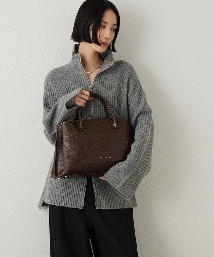 【イアクッチ/IACUCCI】のベラール L COCCO SIENA インテリア・キッズ・メンズ・レディースファッション・服の通販 founy(ファニー) https://founy.com/ 雑誌掲載アイテム Magazine Items ファッション雑誌 Fashion Magazines リー LEE ファッション Fashion レディースファッション WOMEN バッグ Bag クロコ Croco 12月号 December Issue ショルダー Shoulder シンプル Simple 財布 Wallet 雑誌 Magazine 人気 Popularity ポケット Pocket メタル Metal ラグジュアリー Luxury おすすめ Recommend 2024年 2024 ビジネス 仕事 通勤 Business 2024-2025秋冬・A/W Aw/Autumn/Winter/Fw/Fall/2024-2025 |ID: prp329100004105972 ipo3291000000028308253