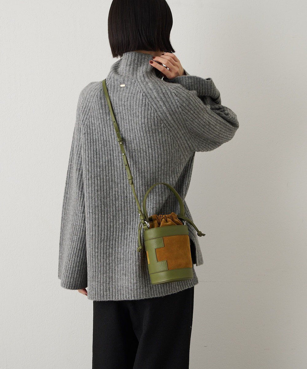 【イアクッチ/IACUCCI】のゴミートロ SUEDE/CERVO 人気、トレンドファッション・服の通販 founy(ファニー) 　ファッション　Fashion　レディースファッション　WOMEN　イタリア　Italy　コンパクト　Compact　巾着　Purse　10月号　October Issue　ショルダー　Shoulder　スエード　Suede　雑誌　Magazine　バケツ　Bucket　ワンポイント　One Point　冬　Winter　2024年　2024　2024-2025秋冬・A/W　Aw/Autumn/Winter/Fw/Fall/2024-2025　 other-1|ID: prp329100004105975 ipo3291000000027913146