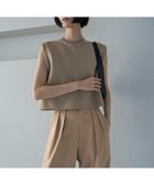 【アンフィーロ 自由区/UNFILO】の【軽量/洗える】フォルムニット クロップドベスト カーキ|ID: prp329100004110843 ipo3291000000031899862
