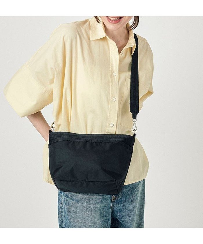 【レスポートサック/LeSportsac】のSMALL BUCKET BAG/リサイクルドブラックJP インテリア・キッズ・メンズ・レディースファッション・服の通販 founy(ファニー) https://founy.com/ ファッション Fashion レディースファッション WOMEN アウトドア Outdoor 軽量 Lightweight ショルダー Shoulder シンプル Simple スポーツ Sports 財布 Wallet トラベル Travel 人気 Popularity プリント Print ポケット Pocket 無地 Plain Color おすすめ Recommend 旅行 Travel ギフト プレゼント Gift Present ビジネス 仕事 通勤 Business |ID: prp329100004112058 ipo3291000000028001996