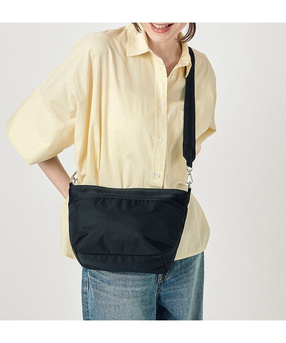 【レスポートサック/LeSportsac】のSMALL BUCKET BAG/リサイクルドブラックJP 人気、トレンドファッション・服の通販 founy(ファニー) 　ファッション　Fashion　レディースファッション　WOMEN　アウトドア　Outdoor　軽量　Lightweight　ショルダー　Shoulder　シンプル　Simple　スポーツ　Sports　財布　Wallet　トラベル　Travel　人気　Popularity　プリント　Print　ポケット　Pocket　無地　Plain Color　おすすめ　Recommend　旅行　Travel　ギフト プレゼント　Gift Present　ビジネス 仕事 通勤　Business　 other-1|ID: prp329100004112058 ipo3291000000028001996