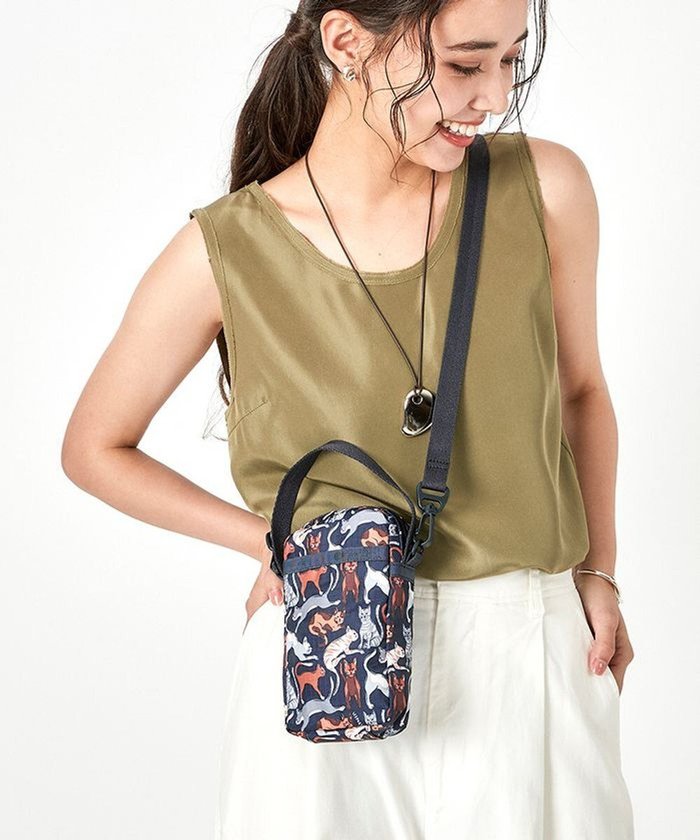 【レスポートサック/LeSportsac】のMINI PHONE CROSSBODY/キュリアスキャッツ インテリア・キッズ・メンズ・レディースファッション・服の通販 founy(ファニー) https://founy.com/ ファッション Fashion レディースファッション WOMEN おすすめ Recommend コンパクト Compact ショルダー Shoulder スタイリッシュ Stylish ポケット Pocket 猫 Cat |ID: prp329100004113139 ipo3291000000028016441