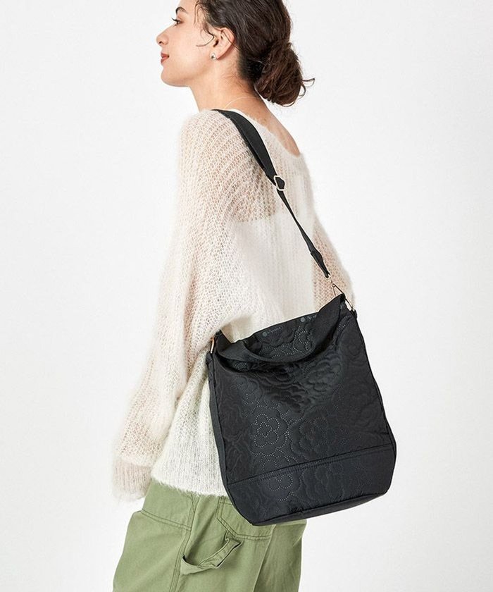 【レスポートサック/LeSportsac】のCONVERTIBLE BUCKET BAG/パフィーブロッサムズ インテリア・キッズ・メンズ・レディースファッション・服の通販 founy(ファニー) https://founy.com/ ファッション Fashion レディースファッション WOMEN 軽量 Lightweight ショルダー Shoulder トラベル Travel 手帳 Pocket Book 人気 Popularity バケツ Bucket フラワー Flower プリント Print ポケット Pocket マグネット Magnet モチーフ Motif 旅行 Travel エレガント 上品 Elegant ビジネス 仕事 通勤 Business |ID: prp329100004113145 ipo3291000000028463171