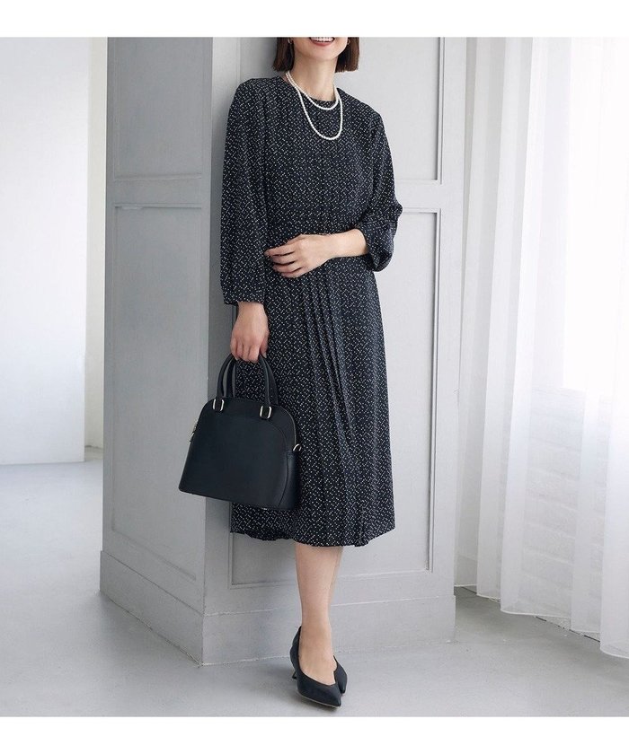 【自由区/JIYU-KU】の【洗える】ライトサテン ワンピース インテリア・キッズ・メンズ・レディースファッション・服の通販 founy(ファニー) https://founy.com/ ファッション Fashion レディースファッション WOMEN ワンピース Dress おすすめ Recommend サテン Satin ストレッチ Stretch セレモニー Ceremony ドット Dot ドレープ Drape フロント Front プリーツ Pleats 夏 Summer S/S・春夏 Ss・Spring/Summer 洗える Washable 無地 Plain Color A/W・秋冬 Aw・Autumn/Winter・Fw・Fall-Winter ビジネス 仕事 通勤 Business |ID: prp329100004113174 ipo3291000000030388842