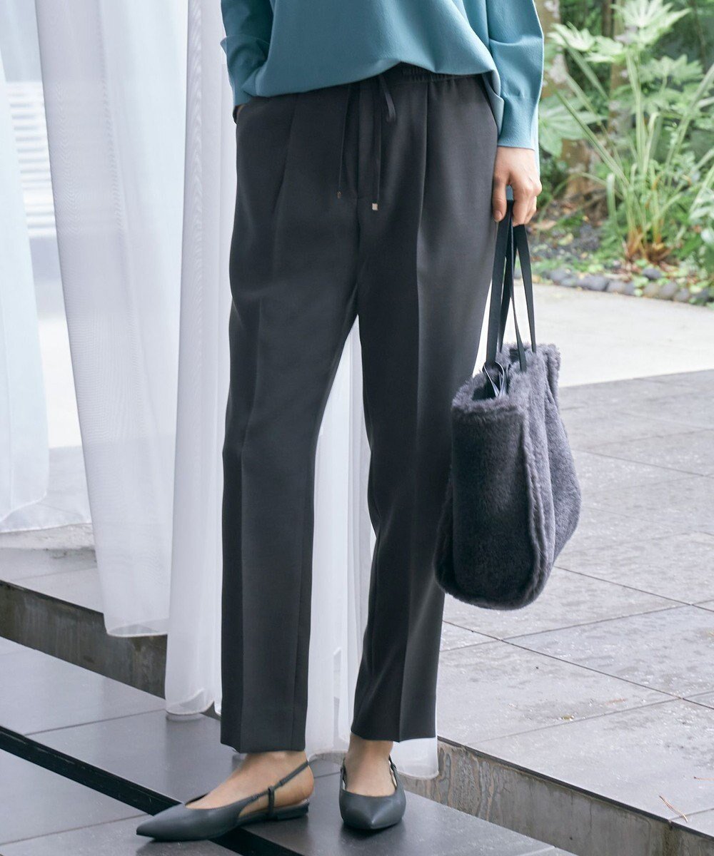 【自由区/JIYU-KU】の【洗える】ツイステッドダブルクロス テーパード パンツ インテリア・キッズ・メンズ・レディースファッション・服の通販 founy(ファニー) 　ファッション　Fashion　レディースファッション　Fashion for Women　パンツ　Pants & Trousers　シンプル　Simple, Minimal　テーパード　Tapered, Tapered Pants　フィット　Fit, Slim Fit　洗える　Machine Washable　A/W・秋冬　Autumn/Winter　グレー|ID: prp329100004130077 ipo3291000000035762826