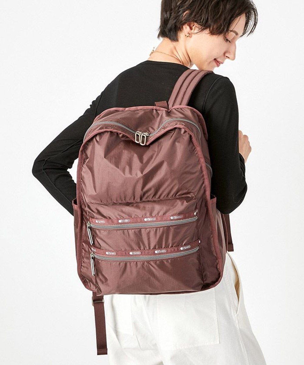 【レスポートサック/LeSportsac】のFUNCTIONAL BACKPACK/チョコレートC 人気、トレンドファッション・服の通販 founy(ファニー) 　ファッション　Fashion　レディースファッション　WOMEN　バッグ　Bag　アウトドア　Outdoor　クッション　Cushion　クラシカル　Classical　軽量　Lightweight　シンプル　Simple　スタイリッシュ　Stylish　トラベル　Travel　定番　Standard　人気　Popularity　プリント　Print　ポケット　Pocket　無地　Plain Color　リュック　Ruck Sack　おすすめ　Recommend　旅行　Travel　エレガント 上品　Elegant　ビジネス 仕事 通勤　Business　 other-1|ID: prp329100004135777 ipo3291000000028795296