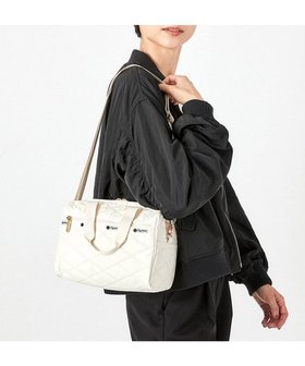 【レスポートサック/LeSportsac】のEVERYDAY SM SATCHEL/サンドバークロスデボス 人気、トレンドファッション・服の通販 founy(ファニー) ファッション Fashion レディースファッション WOMEN アウトドア Outdoor コンパクト Compact 財布 Wallet トラベル Travel ハンドバッグ Handbag プリント Print ボストン Boston ボストンバッグ Boston Bag ポケット Pocket ポシェット Pochette おすすめ Recommend 旅行 Travel エレガント 上品 Elegant |ID:prp329100004135954