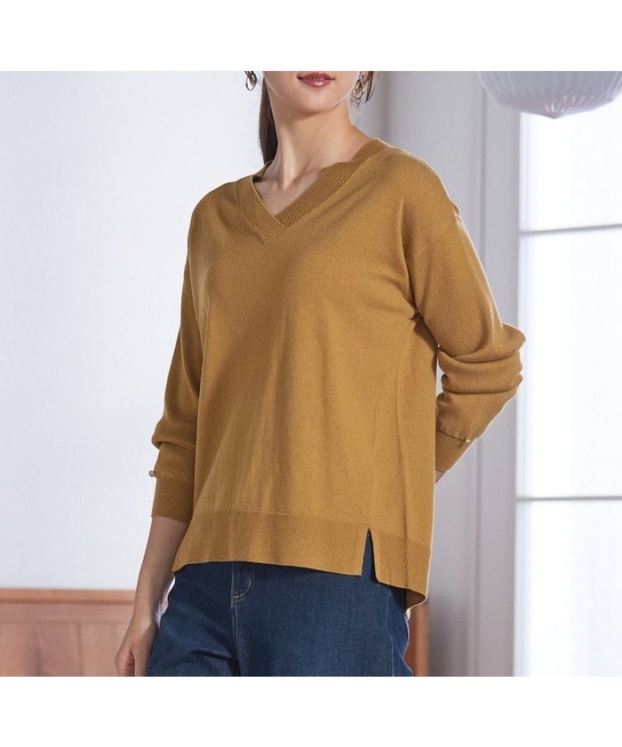 【エニィ スィス/any SiS】の【ウールブレンドシリーズ】フロント切替Vネック ニット インテリア・キッズ・メンズ・レディースファッション・服の通販 founy(ファニー) https://founy.com/ ファッション Fashion レディースファッション Fashion for Women トップス・カットソー Cut & Sew Tops ニット Knit Tops & Sweaters Vネックトップス V-Neck Tops / V-Cut Neckline Shirts カーディガン Cardigan, Knitwear シンプル Simple, Minimal ストレッチ Stretch, Stretchy Fabric スリット Slit, Slit Detail セーター Sweater, Knitwear フロント Front, Front Design ベーシック Basic, Essential メタル Metal, Metal Parts 切替 Switching, Contrast Panel A/W・秋冬 Autumn/Winter |ID: prp329100004143932 ipo3291000000034297984