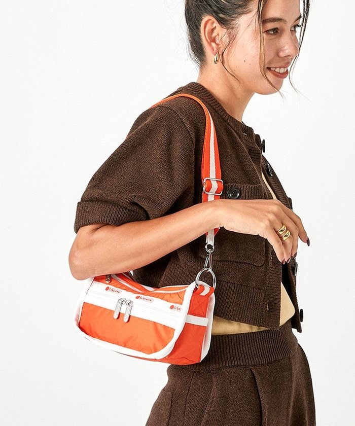 【レスポートサック/LeSportsac】のSMALL LOAF CROSSBODY/スペクテイターアンバーオレンジ インテリア・キッズ・メンズ・レディースファッション・服の通販 founy(ファニー) https://founy.com/ ファッション Fashion レディースファッション WOMEN アウトドア Outdoor ウォレット Wallet オレンジ Orange コンパクト Compact 軽量 Lightweight ショルダー Shoulder シンプル Simple スポーツ Sports スポーティ Sporty スマホ Smartphone 財布 Wallet ハンドバッグ Handbag プリント Print ポケット Pocket ポシェット Pochette ポーチ Pouch おすすめ Recommend 旅行 Travel |ID: prp329100004150552 ipo3291000000028553540