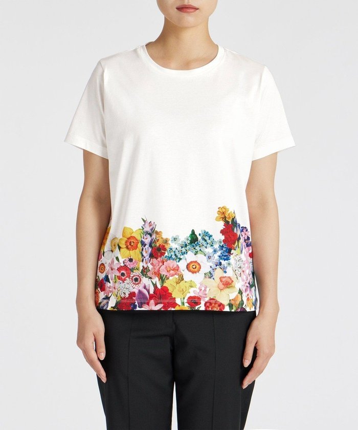 【ポール スミス/Paul Smith】のCollage Floral 半袖Tシャツ インテリア・キッズ・メンズ・レディースファッション・服の通販 founy(ファニー) https://founy.com/ ファッション Fashion レディースファッション WOMEN トップス・カットソー Tops/Tshirt シャツ/ブラウス Shirts/Blouses ロング / Tシャツ T-Shirts カットソー Cut and Sewn A/W・秋冬 Aw・Autumn/Winter・Fw・Fall-Winter S/S・春夏 Ss・Spring/Summer おすすめ Recommend カットソー Cut And Sew コレクション Collection シンプル Simple ジャケット Jacket スペシャル Special ブルゾン Blouson プリント Print 人気 Popularity 半袖 Short Sleeve 夏 Summer |ID: prp329100004150766 ipo3291000000028738680