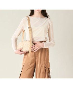 【グレース コンチネンタル/GRACE CONTINENTAL】 ADD CULUMN FUR BODY BAG人気、トレンドファッション・服の通販 founy(ファニー) ファッション Fashion レディースファッション WOMEN バッグ Bag A/W・秋冬 Aw・Autumn/Winter・Fw・Fall-Winter ハンドバッグ Handbag ベーシック Basic ワイド Wide 再入荷 Restock/Back In Stock/Re Arrival |ID:prp329100004159804