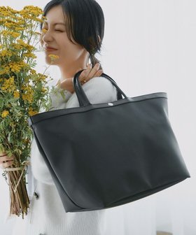 【トプカピ/TOPKAPI】の【Breath TOPKAPI】【本仮屋ユイカ×Breath】コラボ A4 トート バッグ 人気、トレンドファッション・服の通販 founy(ファニー) ファッション Fashion レディースファッション WOMEN バッグ Bag コラボ Collaboration 軽量 Lightweight シンプル Simple スペシャル Special 女優 Actress チャーム Charm パッチ Patch ポケット Pocket |ID:prp329100004161313