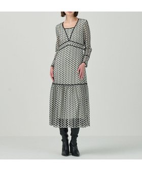 【グレース コンチネンタル/GRACE CONTINENTAL】 レースロングワンピース人気、トレンドファッション・服の通販 founy(ファニー) ファッション Fashion レディースファッション WOMEN ワンピース Dress NEW・新作・新着・新入荷 New Arrivals A/W・秋冬 Aw・Autumn/Winter・Fw・Fall-Winter S/S・春夏 Ss・Spring/Summer ギャザー Gather シアー Sheer フレア Flare レース Race ロング Long 夏 Summer |ID:prp329100004161526