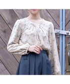 【ティアクラッセ/Tiaclasse】の【スマート裏起毛】 ボウタイ風ブラウス ベージュフラワー|ID: prp329100004161842 ipo3291000000035699988