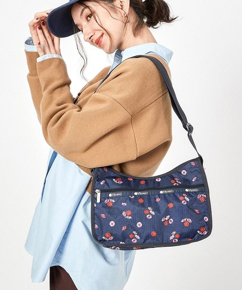 【レスポートサック/LeSportsac】のCLASSIC HOBO/デニムデイジー 人気、トレンドファッション・服の通販 founy(ファニー) 　ファッション　Fashion　レディースファッション　WOMEN　NEW・新作・新着・新入荷　New Arrivals　ショルダー　Shoulder　デニム　Denim　フラワー　Flower　プリント　Print　ポケット　Pocket　ポーチ　Pouch　財布　Wallet　 other-1|ID: prp329100004167256 ipo3291000000028814432