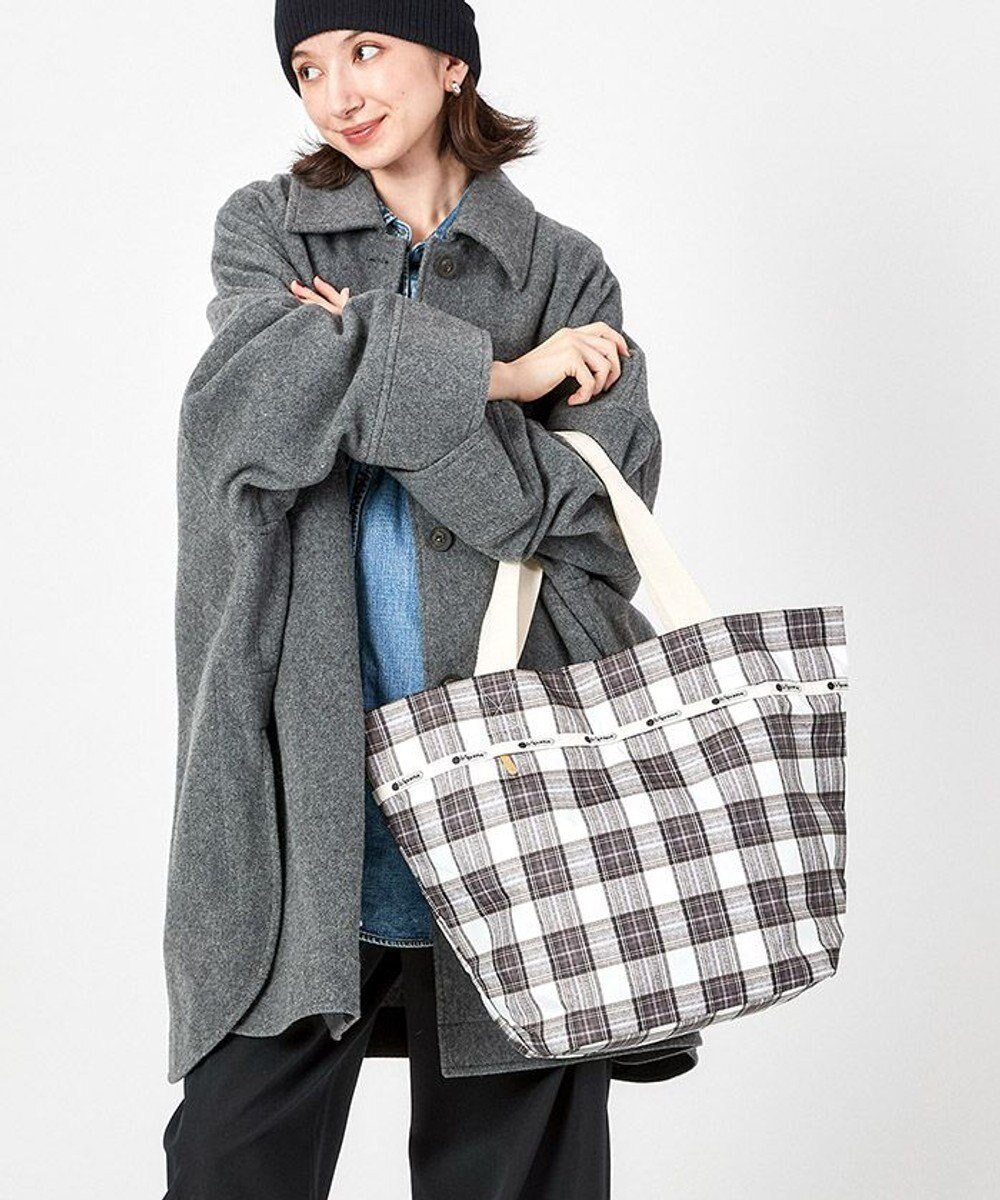 【レスポートサック/LeSportsac】のMARKET TOTE/クラシックタータン 人気、トレンドファッション・服の通販 founy(ファニー) 　ファッション　Fashion　レディースファッション　WOMEN　バッグ　Bag　おすすめ　Recommend　ポケット　Pocket　マグネット　Magnet　リアル　Real　ビジネス 仕事 通勤　Business　 other-1|ID: prp329100004195867 ipo3291000000029064799