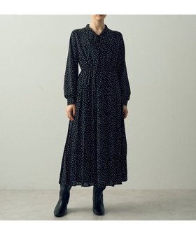 【イェッカ ヴェッカ/YECCA VECCA】のランダムドット柄プリーツワンピース 人気、トレンドファッション・服の通販 founy(ファニー) ファッション Fashion レディースファッション WOMEN ワンピース Dress A/W・秋冬 Aw・Autumn/Winter・Fw・Fall-Winter とろみ Thickness クラシカル Classical シンプル Simple ドット Dot ドレープ Drape フォルム Form フレア Flare プリーツ Pleats ポケット Pocket ランダム Random リボン Ribbon ビジネス 仕事 通勤 Business |ID:prp329100004200240