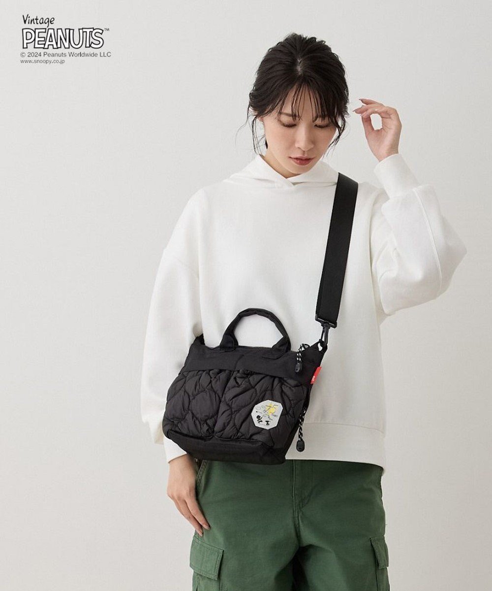 【ルートート/ROOTOTE】の8406【スヌーピー】IP.デリ.パフ.ピーナッツ-9R 人気、トレンドファッション・服の通販 founy(ファニー) 　ファッション　Fashion　レディースファッション　WOMEN　アウトドア　Outdoor　カメラ　Camera　キルティング　Quilting　ショルダー　Shoulder　財布　Wallet　ポケット　Pocket　ポーチ　Pouch　NEW・新作・新着・新入荷　New Arrivals　 other-1|ID: prp329100004205514 ipo3291000000029141425