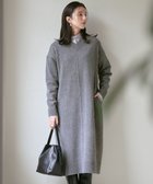 【23区/NIJYUSANKU】の【SLOW/一部店舗限定】ニットトータル Vネック ワンピース ライトグレー系|ID: prp329100004211082 ipo3291000000029198124