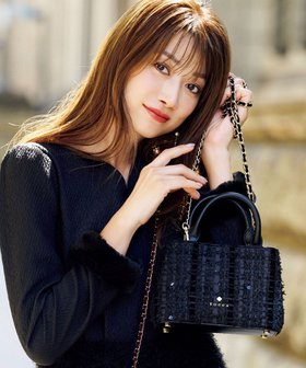 【トッカ/TOCCA】の【ヨンア×大人百花コラボ】OPTARE BAG バッグ 人気、トレンドファッション・服の通販 founy(ファニー) ファッション Fashion レディースファッション WOMEN バッグ Bag アクセサリー Accessories キルト Quilt コラボ Collaboration ショルダー Shoulder ジップ Zip 雑誌 Magazine チェーン Chain ツイード Tweed フォルム Form ポケット Pocket モダン Modern リボン Ribbon リュクス Luxe S/S・春夏 Ss・Spring/Summer NEW・新作・新着・新入荷 New Arrivals 夏 Summer 2025年 2025 |ID:prp329100004230981