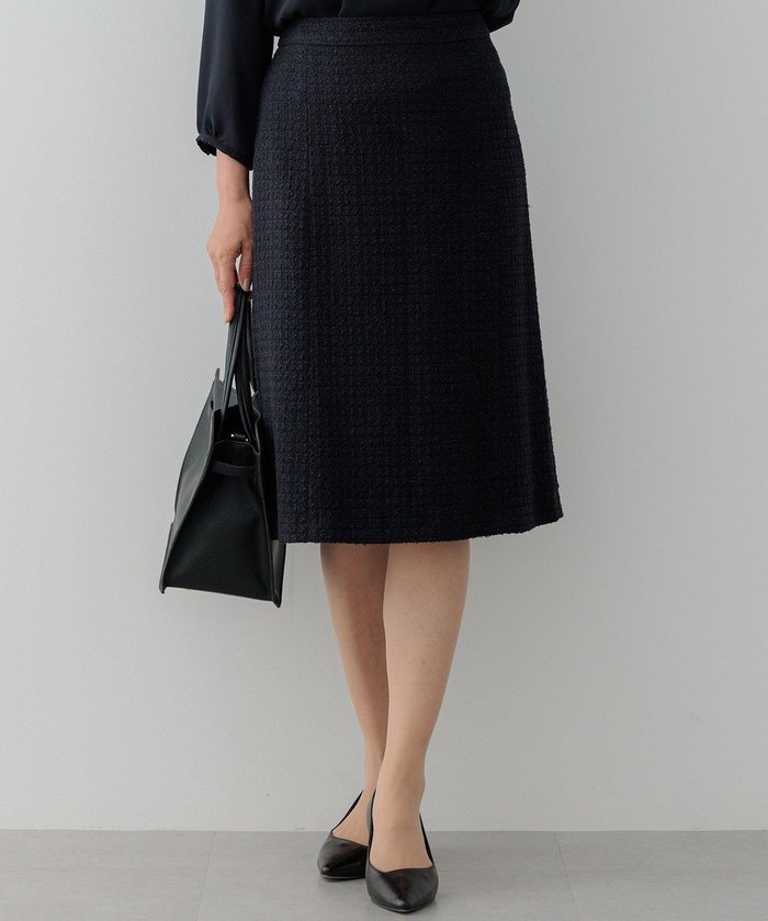 【23区/NIJYUSANKU】の【セットアップ対応】シャインツイードストレッチ スカート インテリア・キッズ・メンズ・レディースファッション・服の通販 founy(ファニー) https://founy.com/ ファッション Fashion レディースファッション Fashion for Women セットアップ Matching Sets スカート・ミニ/ミディ/マキシ Skirts / Mini, Midi & Maxi Skirts ジャケット Jacket, Outerwear ストレッチ Stretch, Stretchy Fabric セットアップ Set-Up, Coordinated Outfit ツイード Twill, Twill Weave 定番 Standard, Basic Item バランス Balance, Style Balance フレア Flare, Flared ブレード Braid, Decorative Trim ベーシック Basic, Essential ミックス Mix, Mixed Style 無地 Plain, Solid Color A/W・秋冬 Autumn/Winter S/S・春夏 SS, Spring/Summer, Warm Season 夏 Summer エレガント 上品 Elegant セレモニー Ceremony 入学式 Entrance Ceremony 卒業式 Graduation Ceremony ビジネス 仕事 通勤 Business / Work / Commuting |ID: prp329100004232188 ipo3291000000035608508