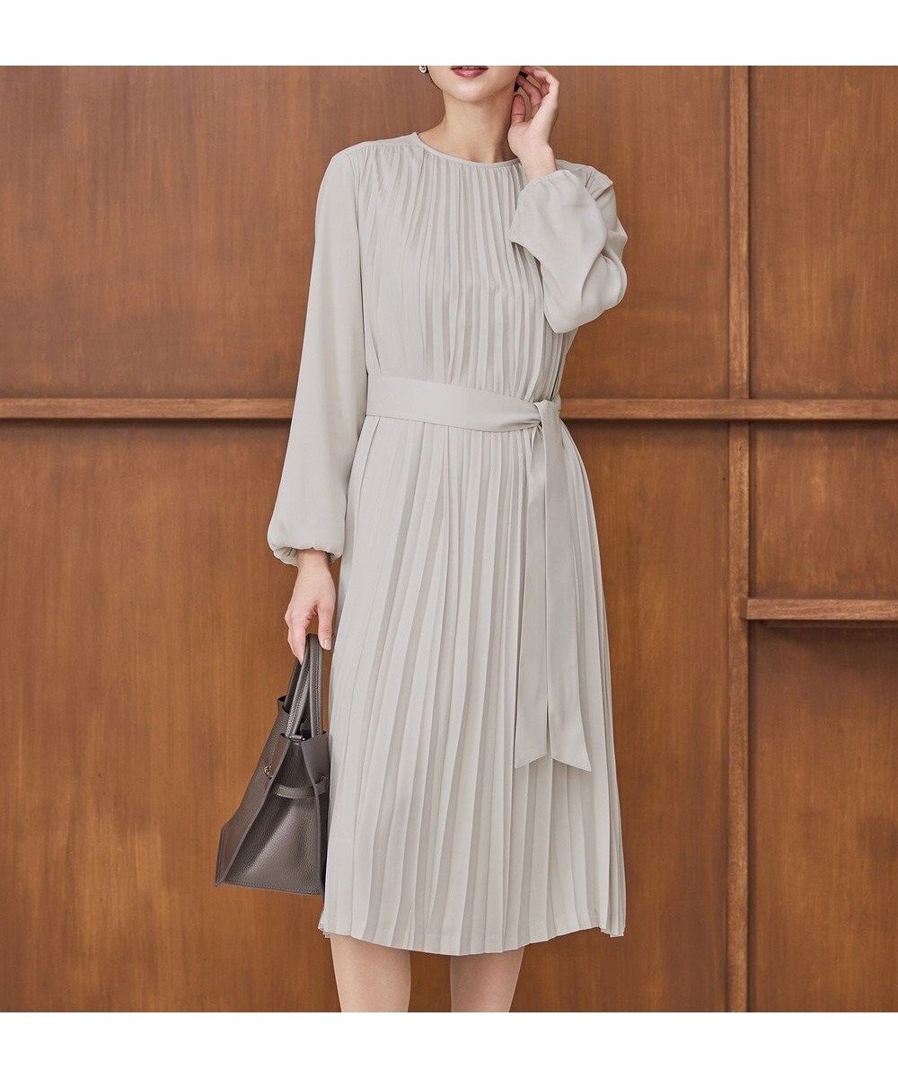 【23区/NIJYUSANKU】の【洗える】クリスタルアムンゼン プリーツワンピース インテリア・キッズ・メンズ・レディースファッション・服の通販 founy(ファニー) 　ファッション　Fashion　レディースファッション　Fashion for Women　ワンピース　Dresses　エレガント 上品　Elegant　春　Spring　洗える　Machine Washable　ジャケット　Jacket, Outerwear　ドレープ　Drape, Draping Fabric　定番　Standard, Basic Item　人気　Popular, Best Seller　フレア　Flare, Flared　プリーツ　Pleats, Pleated　S/S・春夏　SS, Spring/Summer, Warm Season　夏　Summer　セレモニー　Ceremony　ビジネス 仕事 通勤　Business / Work / Commuting　ベージュ系|ID: prp329100004232210 ipo3291000000034427106