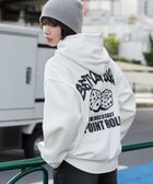 【ウィゴー/WEGO】の【ユニセックス着用ITEM/裏起毛/SMLサイズ展開】リラックスフィットグラフィックパーカー ホワイト|ID:prp329100004236164