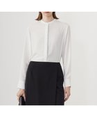 【アイシービー/iCB】の【UVケア・速乾・洗える】BackSatinAmunzen バンドカラーブラウス 人気、トレンドファッション・服の通販 founy(ファニー) ファッション Fashion レディースファッション Fashion for Women トップス・カットソー Cut & Sew Tops シャツ・ブラウス・オフィスカジュアル Elegant Blouses & Button-Ups インナー Innerwear 洗える Machine Washable サテン Satin, Glossy Fabric スーツ Suit, Formalwear 定番 Standard, Basic Item 人気 Popular, Best Seller プリント Print, Printed Pattern A/W・秋冬 Autumn/Winter 夏 Summer セレモニー Ceremony ビジネス 仕事 通勤 Business / Work / Commuting 2025年 2025 2025春夏・S/S Spring/Summer 2025 SS25 thumbnail オフホワイト[シルバー配色]系|ID: prp329100004248138 ipo3291000000033616847