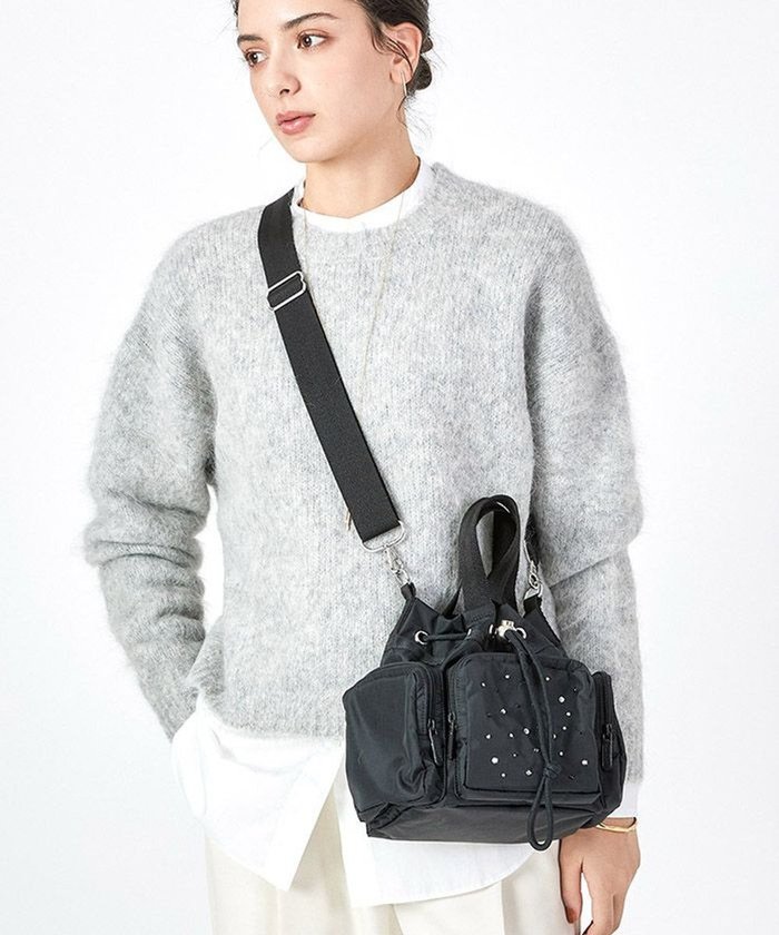 【レスポートサック/LeSportsac】のDRAWSTRING CROSSBODY MH/スターダストDSクロスボディ インテリア・キッズ・メンズ・レディースファッション・服の通販 founy(ファニー) https://founy.com/ ファッション Fashion レディースファッション WOMEN クリスタル Crystal コレクション Collection 巾着 Purse 軽量 Lightweight シンプル Simple スマホ Smartphone スワロフスキー Swarovski 財布 Wallet パーティ Party フォルム Form フォーマル Formal プリント Print ポケット Pocket ポシェット Pochette ラグジュアリー Luxury NEW・新作・新着・新入荷 New Arrivals おすすめ Recommend ホリデーシーズン Holiday ギフト プレゼント Gift Present |ID: prp329100004255733 ipo3291000000029556383