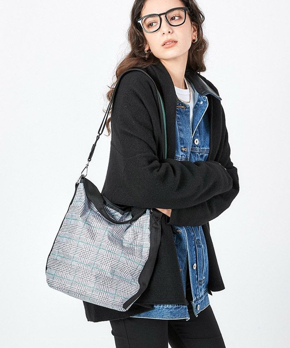 【レスポートサック/LeSportsac】のCONVERTIBLE BUCKET BAG/グレー/グリーンチェック 人気、トレンドファッション・服の通販 founy(ファニー) 　ファッション　Fashion　レディースファッション　WOMEN　NEW・新作・新着・新入荷　New Arrivals　シンプル　Simple　チェック　Check　バケツ　Bucket　ポケット　Pocket　マグネット　Magnet　モノトーン　Monotone　手帳　Pocket Book　 other-1|ID: prp329100004255890 ipo3291000000029556967