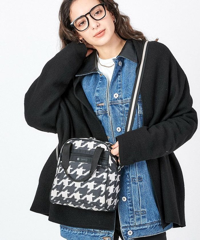 【レスポートサック/LeSportsac】のN/S MINI SATCHEL/ブラック/ベージュハウンズトゥース インテリア・キッズ・メンズ・レディースファッション・服の通販 founy(ファニー) https://founy.com/ ファッション Fashion レディースファッション WOMEN NEW・新作・新着・新入荷 New Arrivals コンパクト Compact シンプル Simple ポケット Pocket 財布 Wallet |ID: prp329100004255894 ipo3291000000029556976