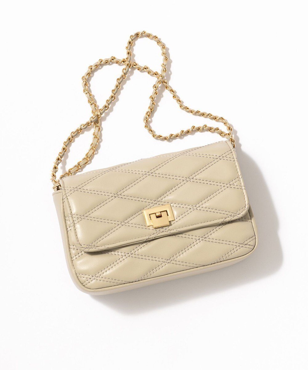 【23区/NIJYUSANKU】の【Oggi10月号掲載】キルティング ショルダーバッグ インテリア・キッズ・メンズ・レディースファッション・服の通販 founy(ファニー) 　雑誌掲載アイテム　Magazine Picks & Fashion Features　ファッション雑誌　Fashion Magazines　オッジ　Oggi　ファッション　Fashion　レディースファッション　Fashion for Women　バッグ　Bags　10月号　October Issue　2024年　2024　2024-2025秋冬・A/W　Autumn/Winter 2024–25 AW24–25　オレンジ　Orange　キルティング　Quilted, Quilting　クラッチ　Clutch, Clutch Bag　ショルダー　Shoulder, Shoulder Strap　チェーン　Chain, Chain Strap　フラット　Flat, Flat Shoes　ポケット　Pocket, Pocket Detail　リアル　Real, Realistic　定番　Standard, Basic Item　財布　Wallet, Purse　雑誌　Magazine, Fashion Magazine　ベージュ系|ID: prp329100004265381 ipo3291000000035960296