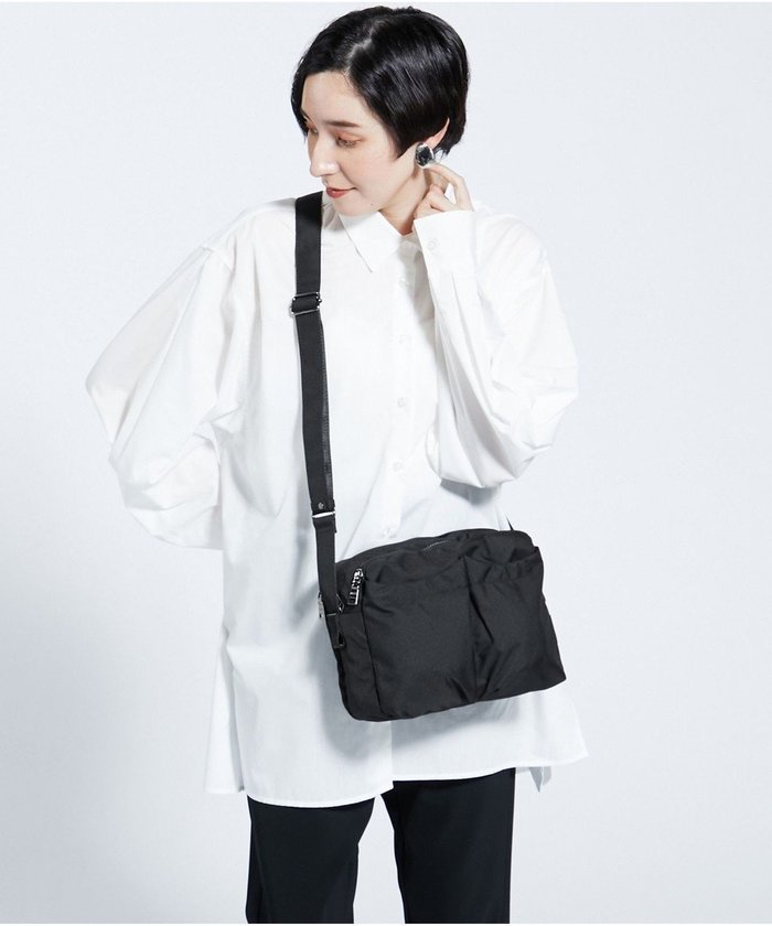 【イザック/Y'SACCS】の【Y SACCS vous et】 フロントポケットショルダー インテリア・キッズ・メンズ・レディースファッション・服の通販 founy(ファニー) https://founy.com/ ファッション Fashion レディースファッション Ladies' Fashion Online ショルダー Shoulder シンプル Simple スマート Smart トラベル Travel フロント Front プチプライス・低価格 Affordable ポケット Pocket |ID: prp329100004265518 ipo3291000000032661685