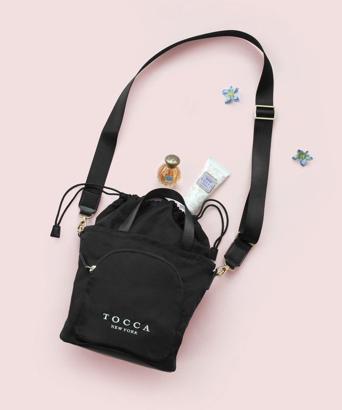 【トッカ/TOCCA】の【WEB&一部店舗限定】【撥水・環境に優しい素材】COLLINA BUCKETBAG バケットバッグ インテリア・キッズ・メンズ・レディースファッション・服の通販 founy(ファニー) https://founy.com/ ファッション Fashion レディースファッション Fashion for Women バッグ Bags クラウン Crown, Royal Motif コンパクト Compact, Small Size 巾着 Drawstring Bag, Kinchaku 軽量 Lightweight, Ultra Light シューズ Shoes, Footwear ジップ Zip, Zipper スポーツ Sports, Activewear スマホ Smartphone, Mobile Device スマート Smart, Elegant 財布 Wallet, Purse トレンド Trend, Trending Now 手帳 Planner, Notebook ハンカチ Handkerchief, Hanky バケツ Bucket, Bucket Style フォルム Silhouette, Form フロント Front, Front Design ポケット Pocket, Pocket Detail リュクス Luxury, Elegant, High-End, Chic 旅行 Travel |ID: prp329100004265667 ipo3291000000032459402