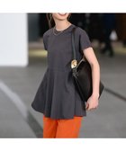 【アンフィーロ 自由区/UNFILO】の【接触冷感/ストレッチ/シワになりにくい】BEAUTY FORM ペプラムTシャツ チャコール|ID: prp329100004265813 ipo3291000000031966435