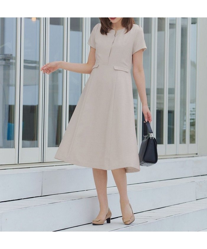 【ティアクラッセ/Tiaclasse】の【小倉優子さん着用・洗える】フラップ付きミディアム丈フレアワンピース インテリア・キッズ・メンズ・レディースファッション・服の通販 founy(ファニー) https://founy.com/ ファッション Fashion レディースファッション Fashion for Women ワンピース Dresses アクセサリー Fashion Accessories 春 Spring 洗える Machine Washable カーディガン Cardigan, Knitwear ジャケット Jacket, Outerwear チュニック Tunic, Long Top フォーマル Formal, Dressy フラップ Flap, Flap Pocket フレア Flare, Flared ポケット Pocket, Pocket Detail 半袖 Short Sleeve, Half Sleeve S/S・春夏 SS, Spring/Summer, Warm Season 再入荷 Restock / Back in Stock 日本製 Made In Japan 夏 Summer エレガント 上品 Elegant 新作・新入荷 New Arrivals / New In ビジネス 仕事 通勤 Business / Work / Commuting |ID: prp329100004266589 ipo3291000000032297682