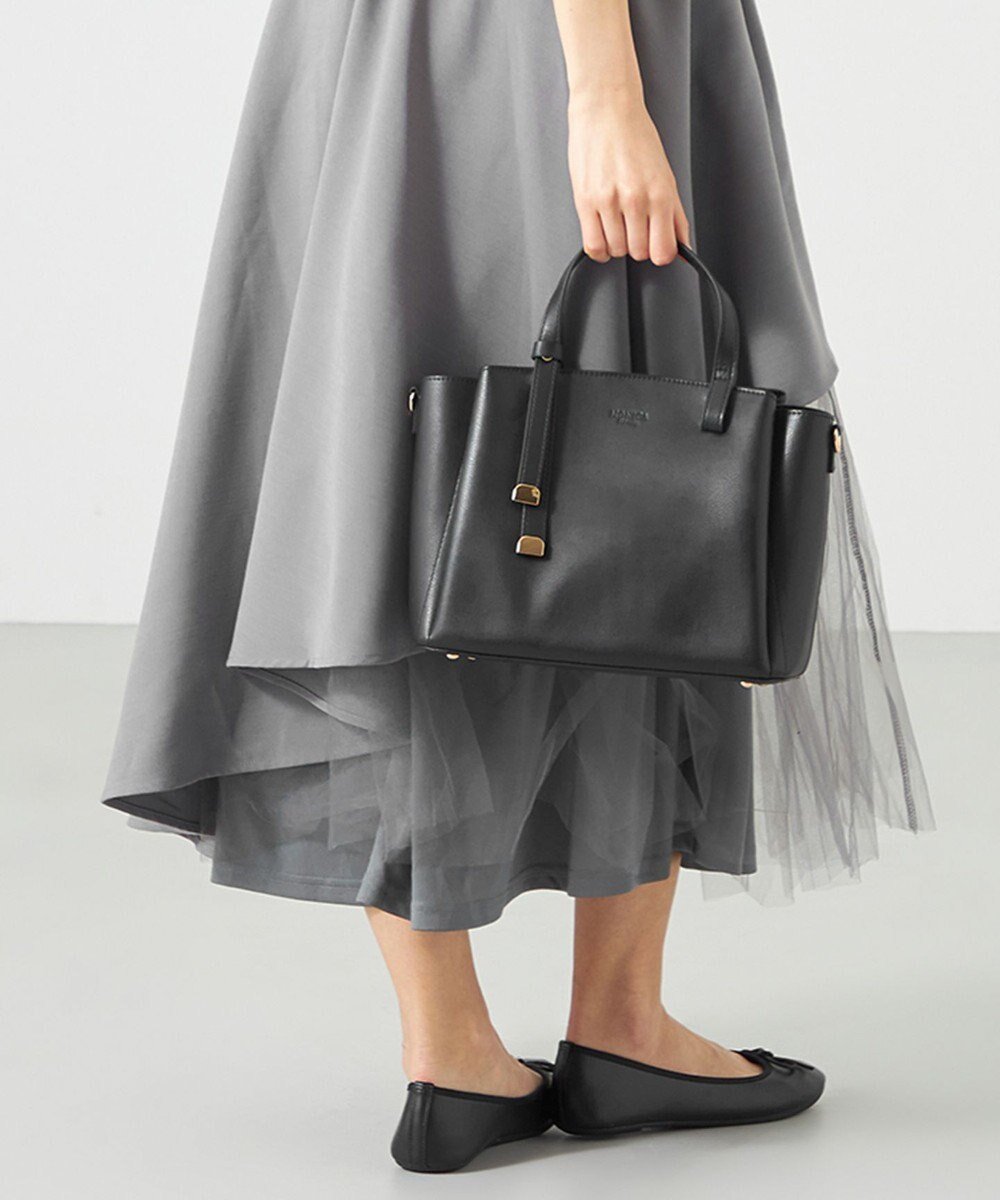 【ラ バガジェリー/LA BAGAGERIE】の【MONICA】ボウタイリボンハンドバッグ インテリア・キッズ・メンズ・レディースファッション・服の通販 founy(ファニー) ファッション Fashion レディースファッション Fashion for Women バッグ Bags イエロー Yellow スマート Smart, Elegant ポケット Pocket, Pocket Detail マグネット Magnet, Magnetic Closure モチーフ Motif, Design Theme 別注 Limited Edition, Custom Order ブラック|ID: prp329100004266597 ipo3291000000034314001