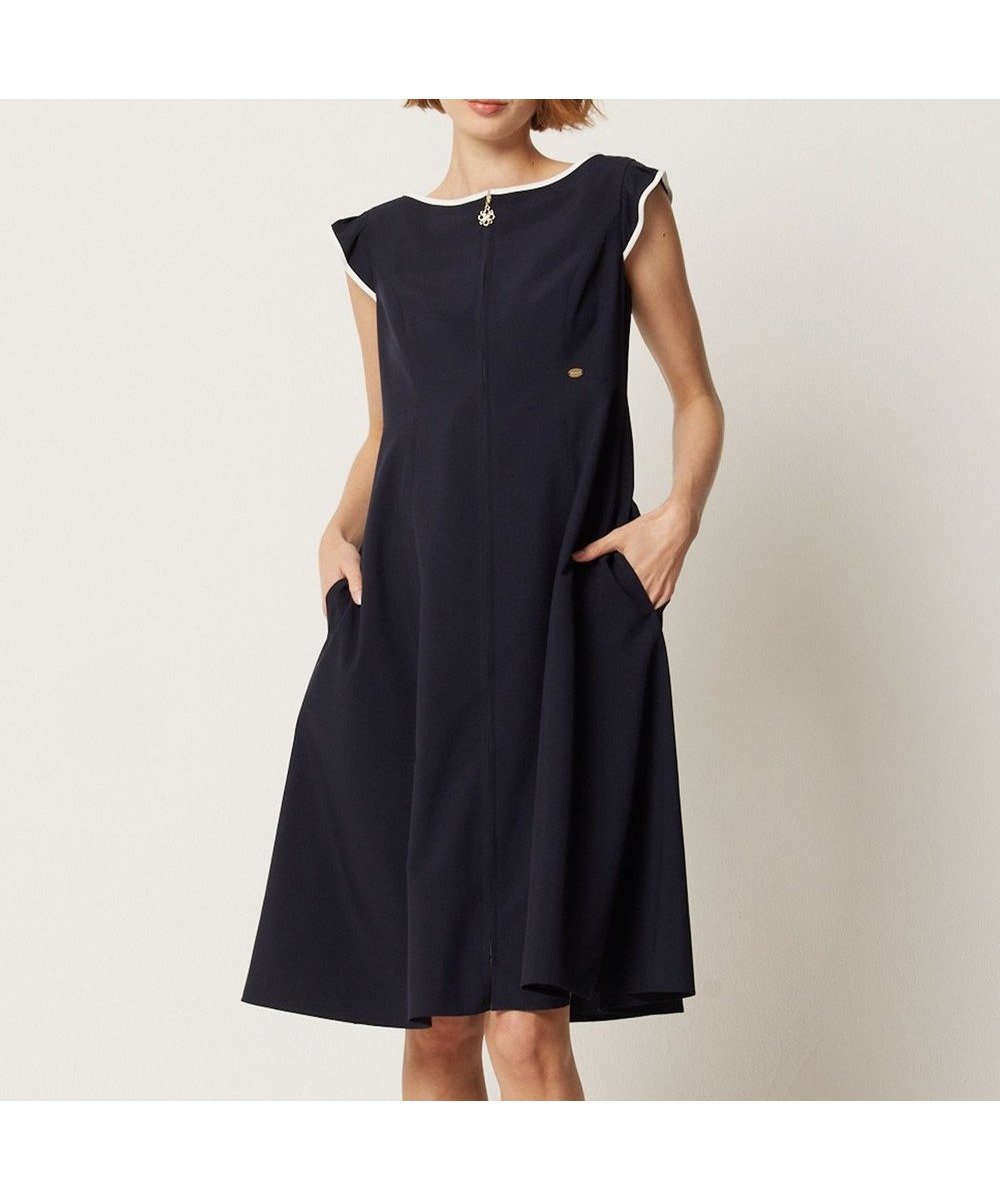 【トッカ/TOCCA】の【洗える】SUMMER ENTRANCE ドレス インテリア・キッズ・メンズ・レディースファッション・服の通販 founy(ファニー) 　ファッション　Fashion　レディースファッション　WOMEN　ワンピース　Dress　ドレス　Party Dresses　2024年　2024　2024春夏・S/S　Ss,Spring/Summer,2024　サマー　Summer　ドレス　Dress　再入荷　Restock/Back In Stock/Re Arrival　夏　Summer　春　Spring　S/S・春夏　Ss・Spring/Summer　洗える　Washable　雑誌　Magazine　ネイビー系|ID: prp329100004266643 ipo3291000000031875703