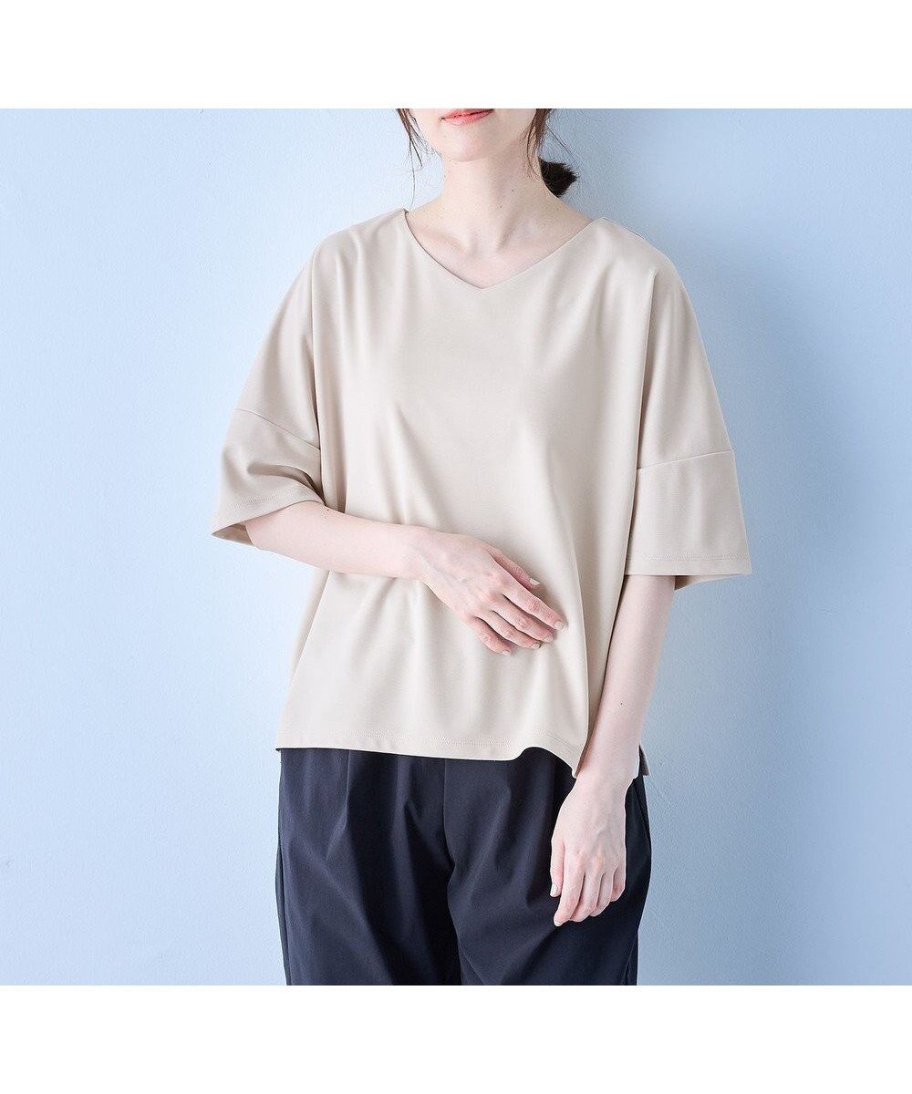 【エニー/ANY】の【洗濯機可/接触冷感/UVカット/アンチピリング】ドライポンチVネックプルオーバー インテリア・キッズ・メンズ・レディースファッション・服の通販 founy(ファニー) 　ファッション　Fashion　レディースファッション　Fashion for Women　トップス・カットソー　Cut & Sew Tops　シャツ・ブラウス・オフィスカジュアル　Elegant Blouses & Button-Ups　ロングTシャツ・Tシャツ　Longline T-Shirts & Tees　カジュアルプルオーバー・ニットトップス　Pullovers & Knit Tops / Casual Pullovers　カットソー・ベーシックTシャツ　Cut-and-Sewn Tops / Stretch Tees & Basics　Vネックトップス　V-Neck Tops / V-Cut Neckline Shirts　春　Spring　カットソー　Cut and Sewn Top　ショルダー　Shoulder, Shoulder Strap　スリット　Slit, Slit Detail　ドロップ　Drop Shoulder, Dropped Style　なめらか　Smooth, Silky Texture　S/S・春夏　SS, Spring/Summer, Warm Season　おすすめ　Recommended / Our Picks　夏　Summer　エレガント 上品　Elegant　ベージュ|ID: prp329100004266717 ipo3291000000034192070
