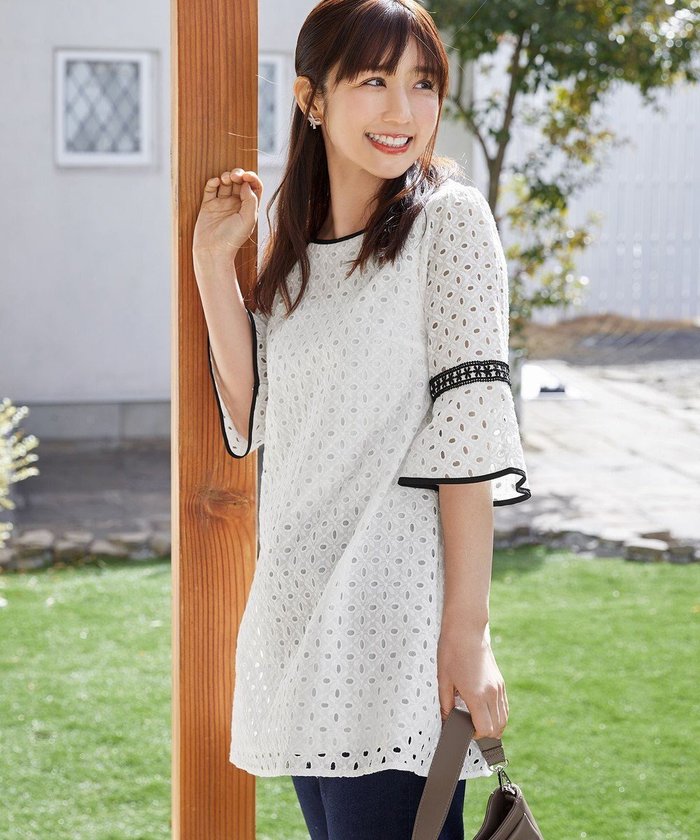 【ティアクラッセ/Tiaclasse】の【小倉優子さん着用・洗える】パンチングレース配色チュニック インテリア・キッズ・メンズ・レディースファッション・服の通販 founy(ファニー) https://founy.com/ ファッション Fashion レディースファッション WOMEN トップス・カットソー Tops/Tshirt シャツ/ブラウス Shirts/Blouses ウォッシャブル Washable 春 Spring 洗える Washable 秋 Autumn/Fall カモフラージュ Camouflage カーディガン Cardigan チュニック Tunic パイピング Piping パターン Pattern フレア Flare ポケット Pocket モノトーン Monotone ラウンド Round レース Race ロング Long S/S・春夏 Ss・Spring/Summer 再入荷 Restock/Back In Stock/Re Arrival 夏 Summer NEW・新作・新着・新入荷 New Arrivals |ID: prp329100004270651 ipo3291000000031559947